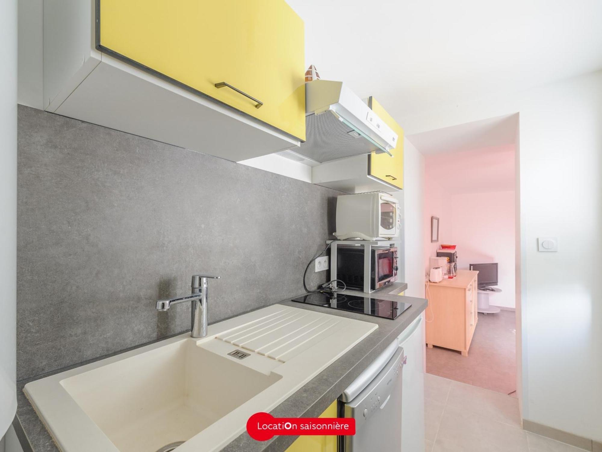 Appartement T2 A 50M De La Plage Avec Cour, Wifi Et Equipements Bebe - 4 Pers, Chatelaillon-Plage - Fr-1-535-17 Bagian luar foto